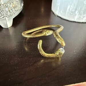 Vintage 1990s Gold-Ton Serpent Broach Snake Brooch Pin Single Earring Ear Cuff